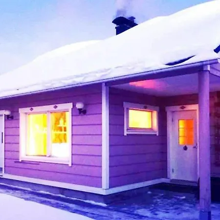 Lägenhet Vaaleanpunainen Pihatalo