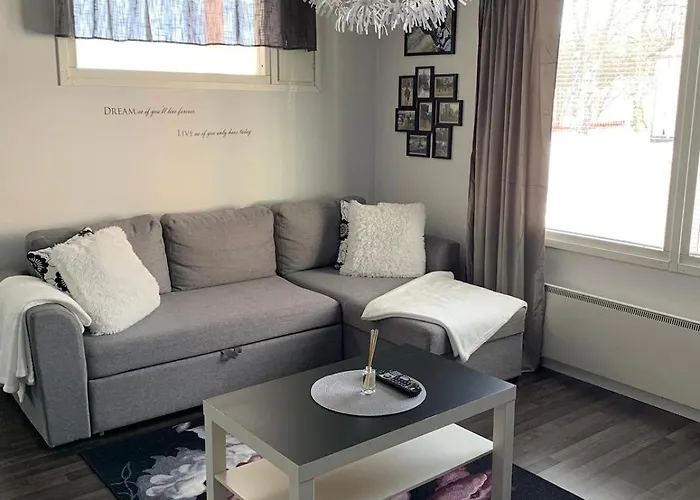 Lägenhet Vaaleanpunainen Pihatalo